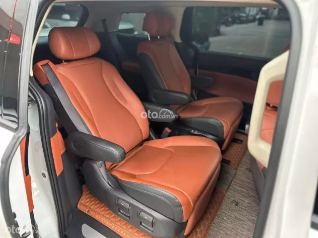 Kia Carnival 2024