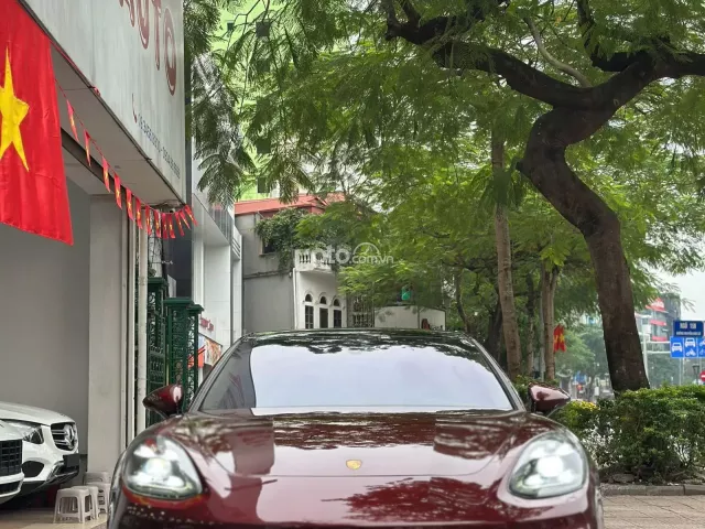 Porsche Panamera 4 Executive 2021