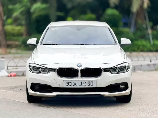 BMW 320i Executive 2018