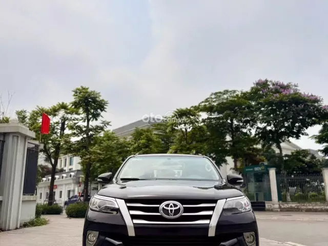 Toyota Fortuner 2.4 MT 4×2 2017