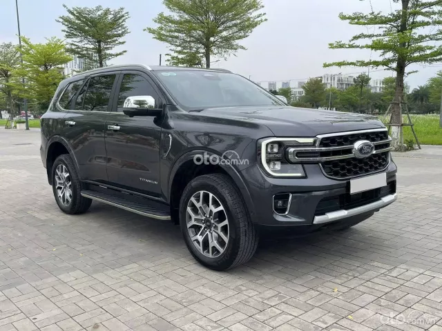 Ford Everest Titanium 2.0L AT 4WD 2024