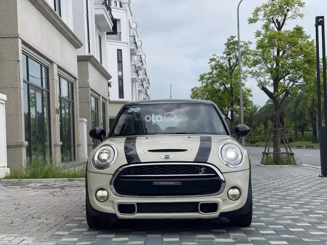 Mini Cooper S 5 cửa 2016