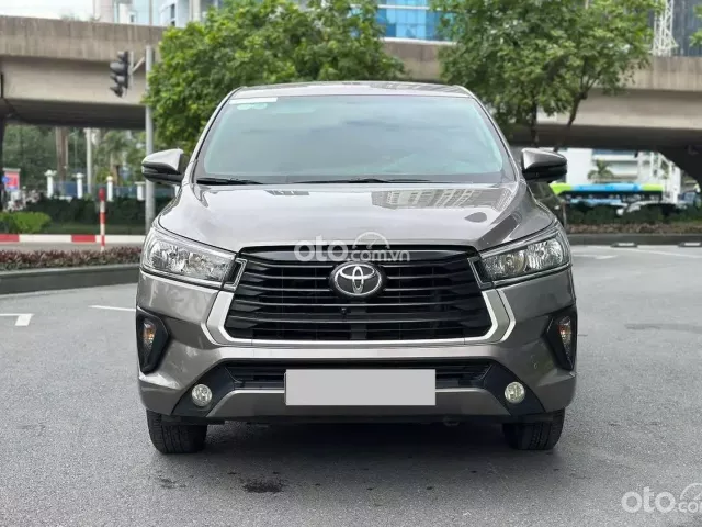 Toyota Innova 2.0E 2022