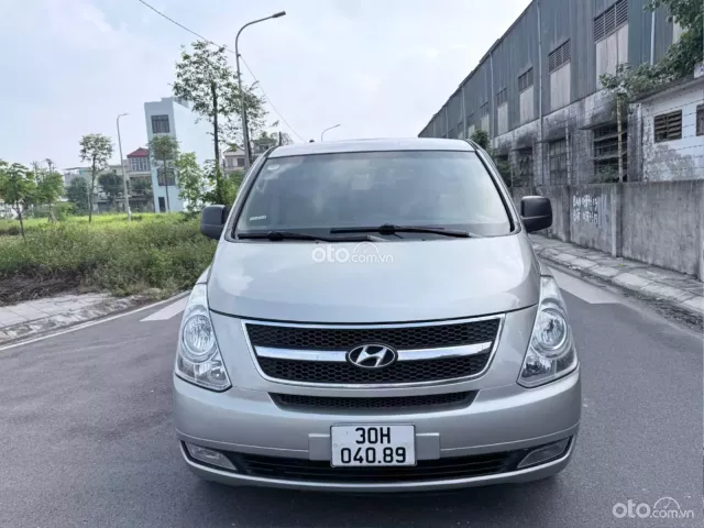 Hyundai Grand Starex 2.4 MT 2015