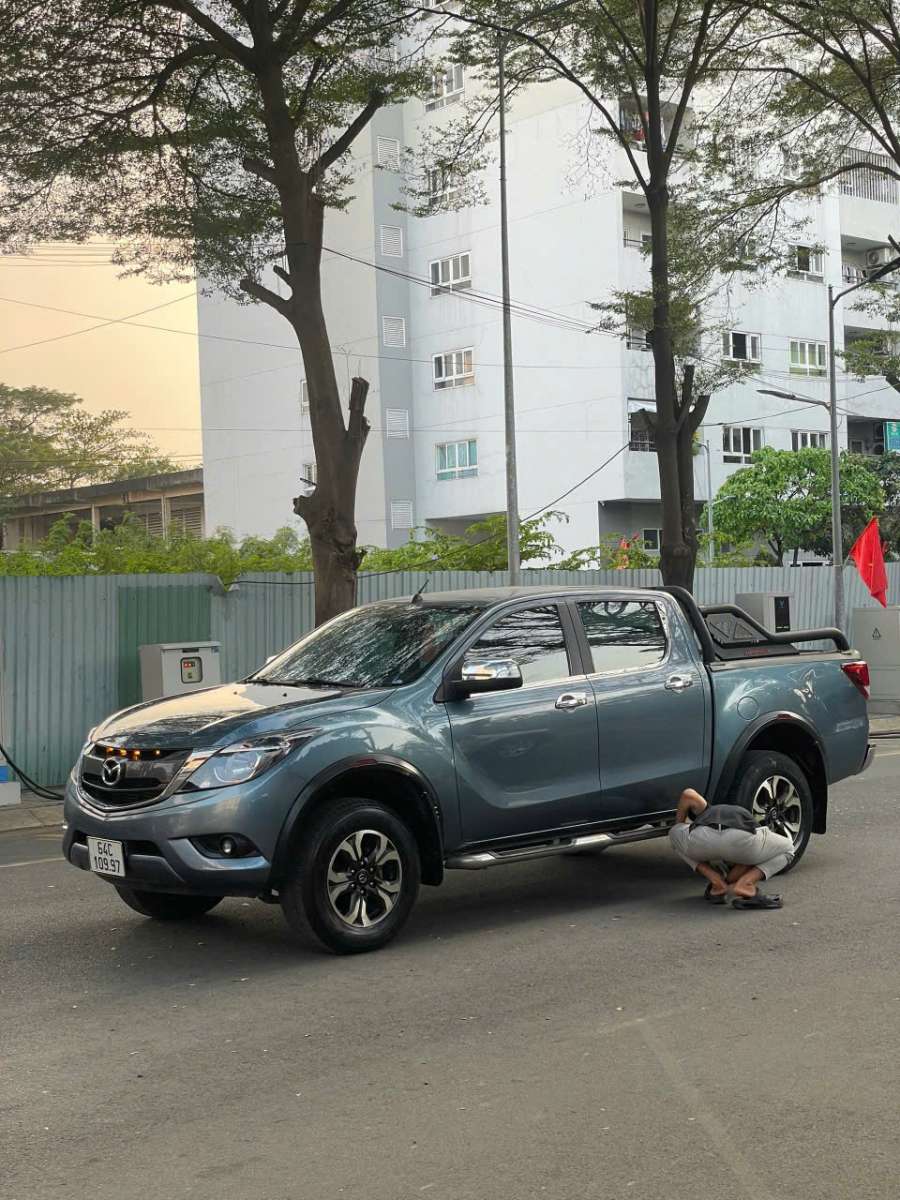 BÁN MAZDA BT-50 2015 – MÁY DẦU, SỐ TỰ ĐỘNG, GA TỰ ĐỘNG