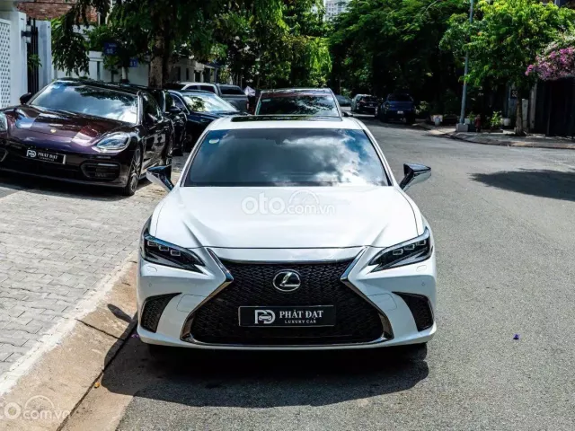 Lexus ES 250 2022