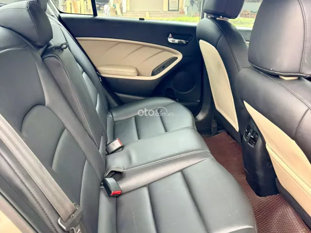 Kia Cerato 1.6 AT Premium 2017
