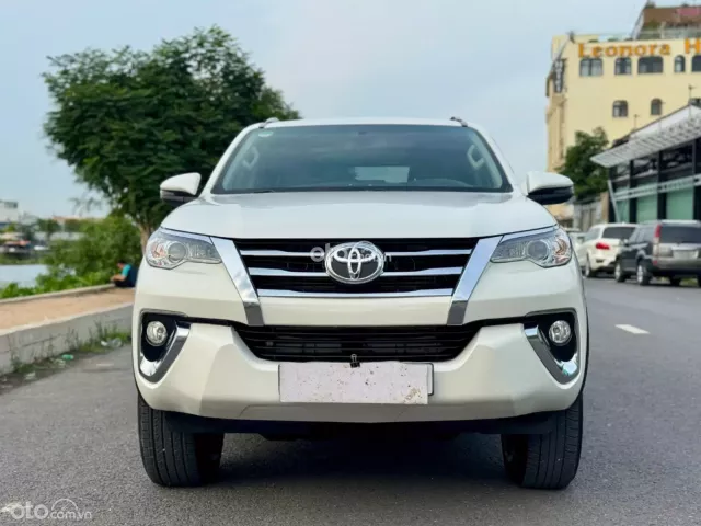 Toyota Fortuner 2.4G 4×2 AT 2019