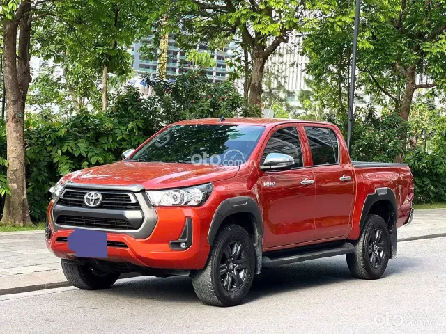Toyota Hilux 2.4E 4×2 AT 2021