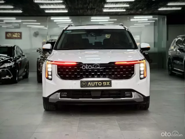 Kia Carnival 2.2D Signature 2024