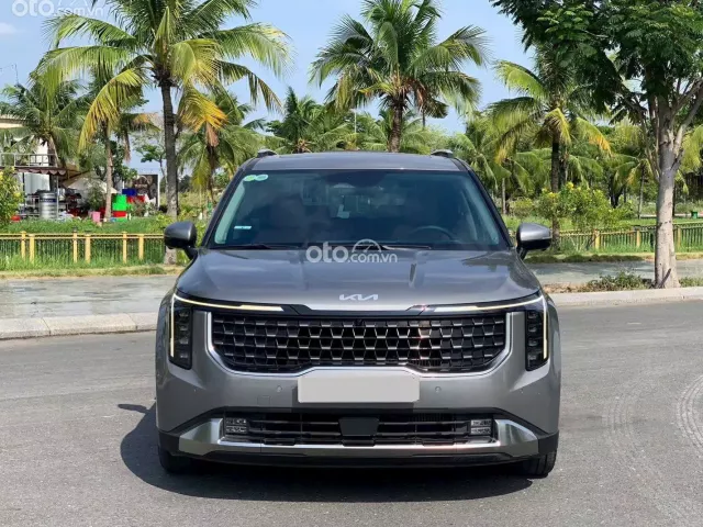Kia Carnival 2.2D Signature 2025