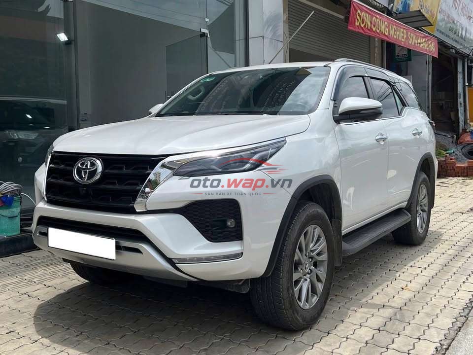Toyota Fortuner 2.7V 4×4 2024